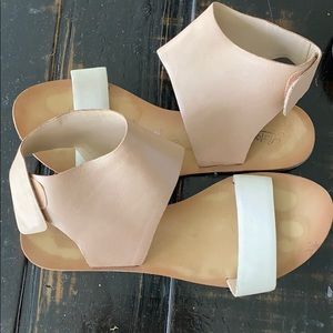 Lucky Brand Sandals